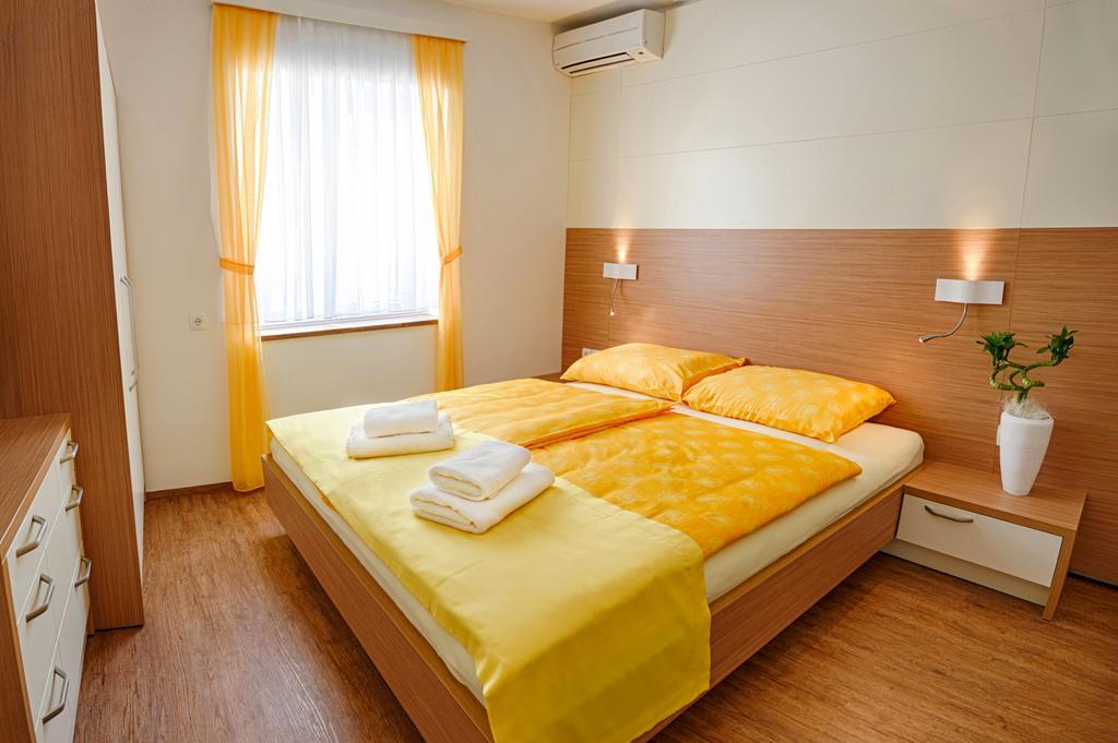 Sea View Guesthouse Opara Piran Rum bild